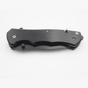 bulk pocket knife, black metal, folded