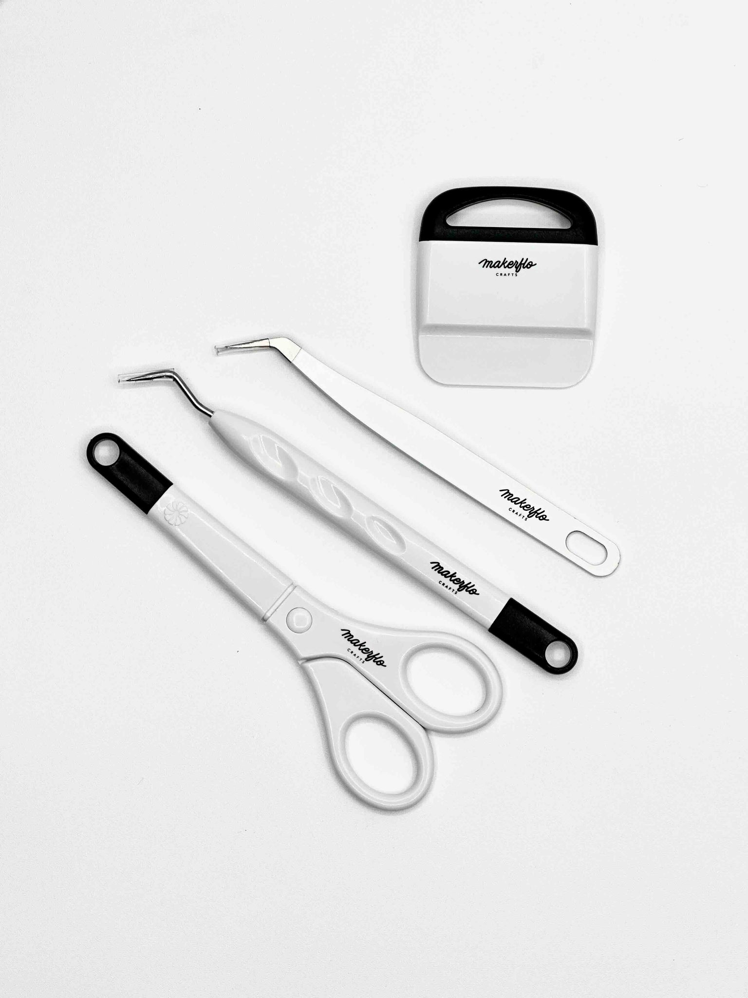 makerflo craft tool kit, included in uv resin kit