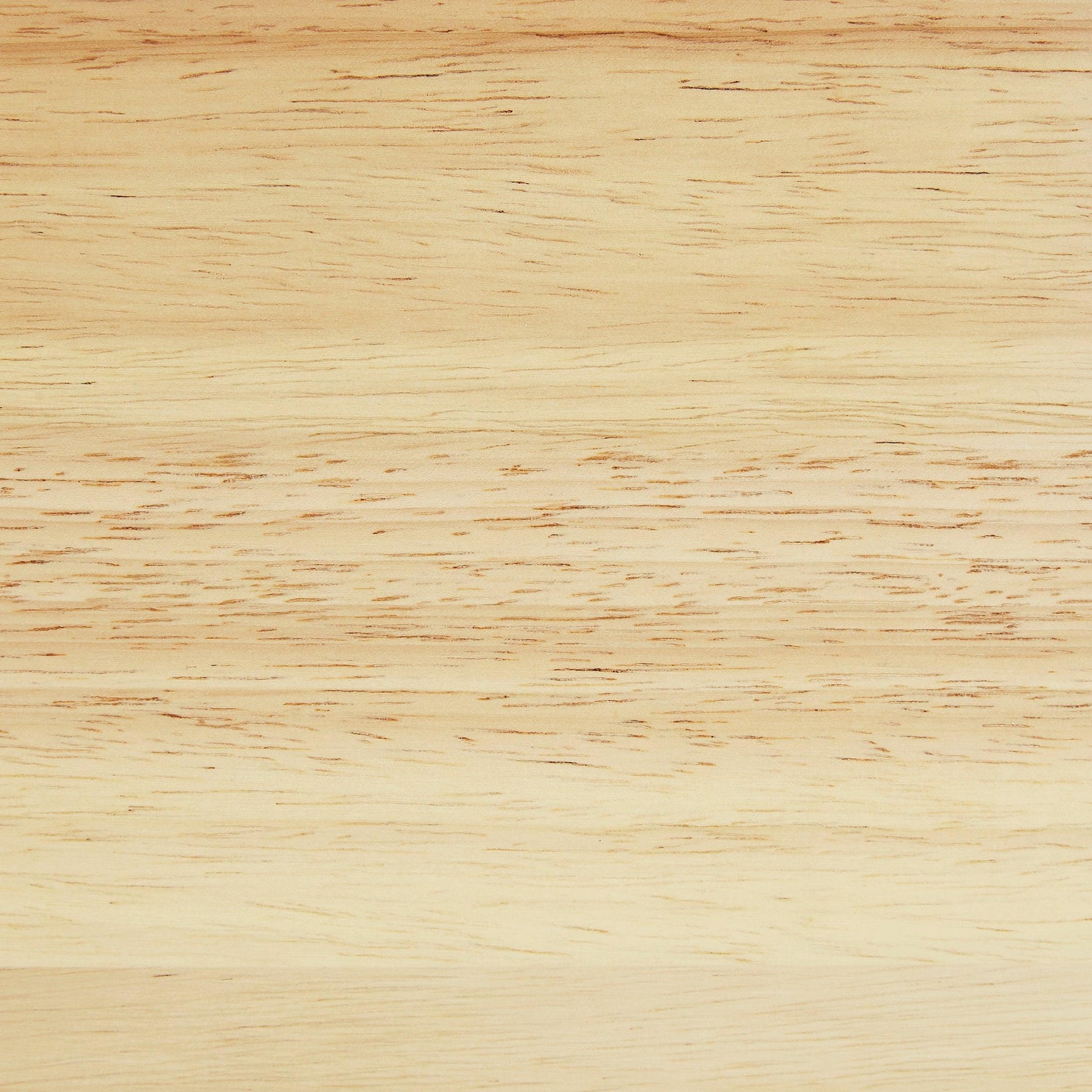 rubberwood cutting board, natural wood grain